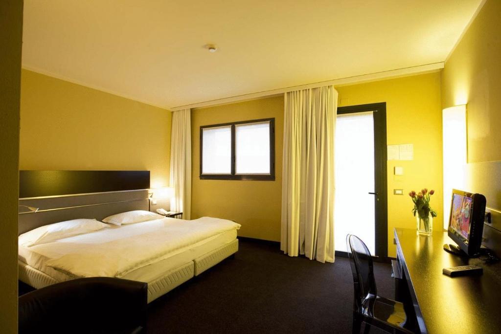 Hotel Lamosa Provaglio d'Iseo Camera foto